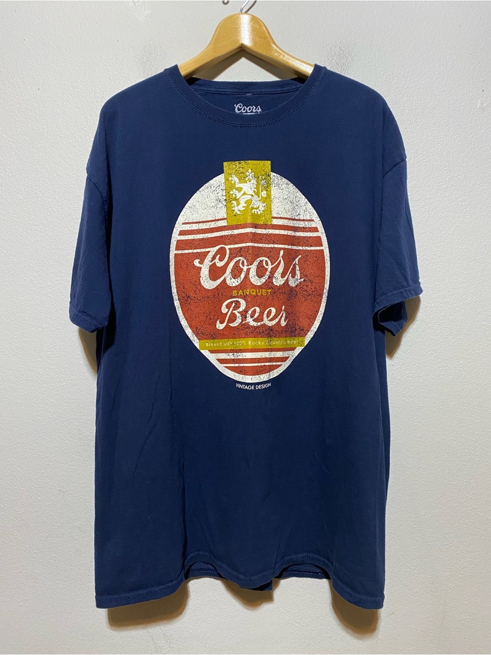 Coors Banquet Beer T Shirt Vintage Design Size  XL Navy Logo